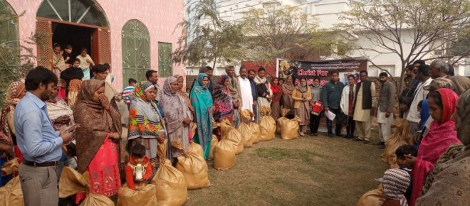 Christmas food distribution